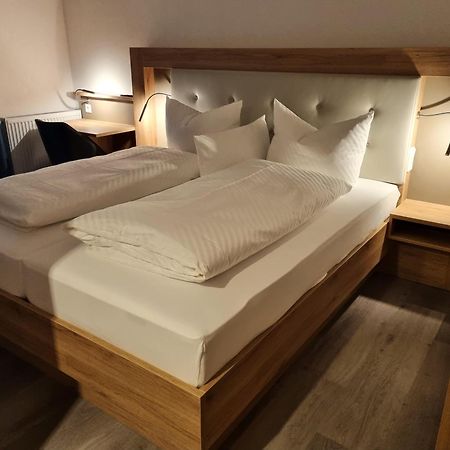 Hotel Julia Am Deich Norden Bagian luar foto