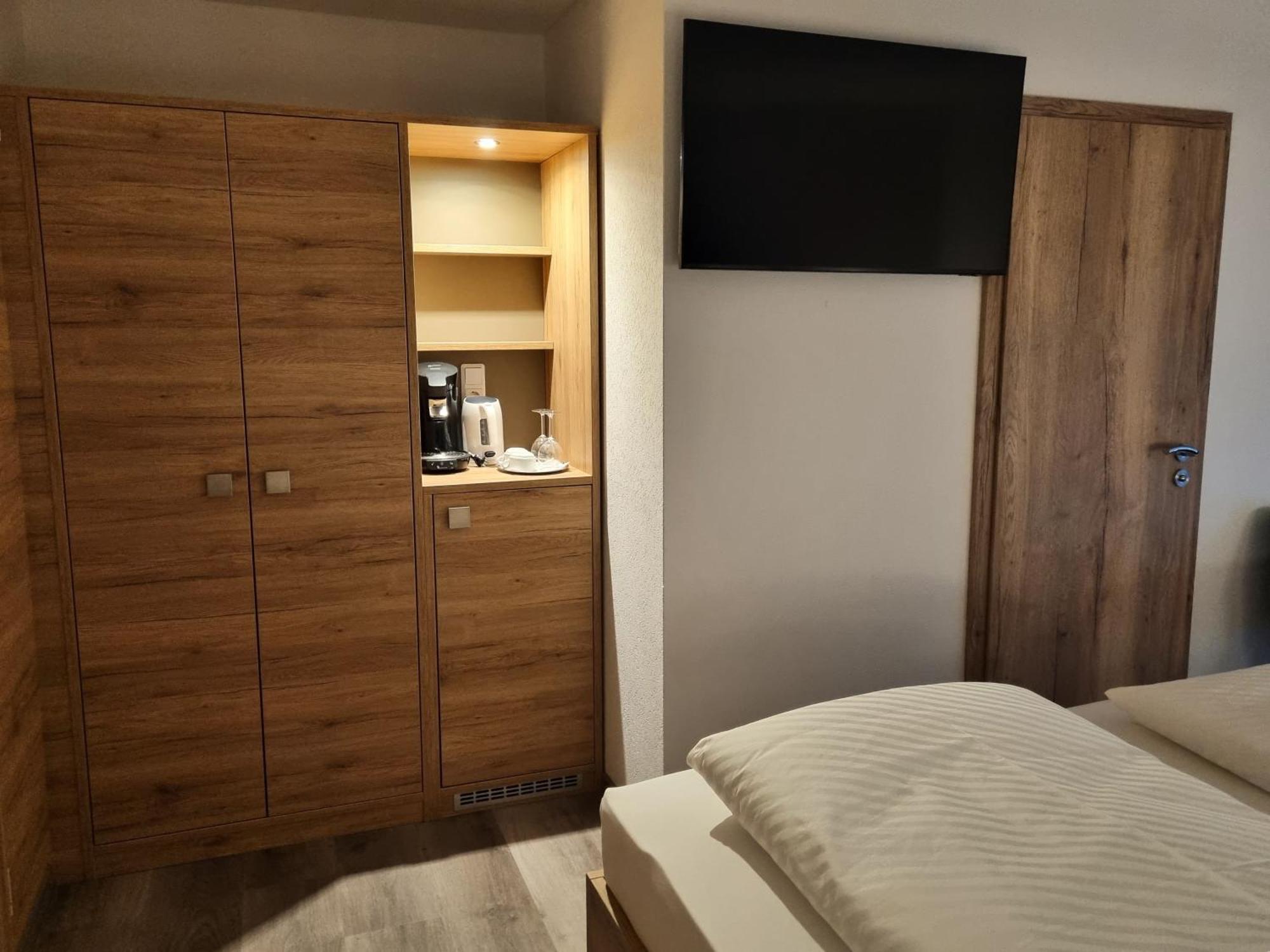 Hotel Julia Am Deich Norden Bagian luar foto